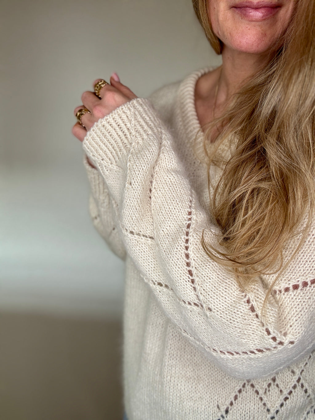 English - DiamondLine Sweater VNeck