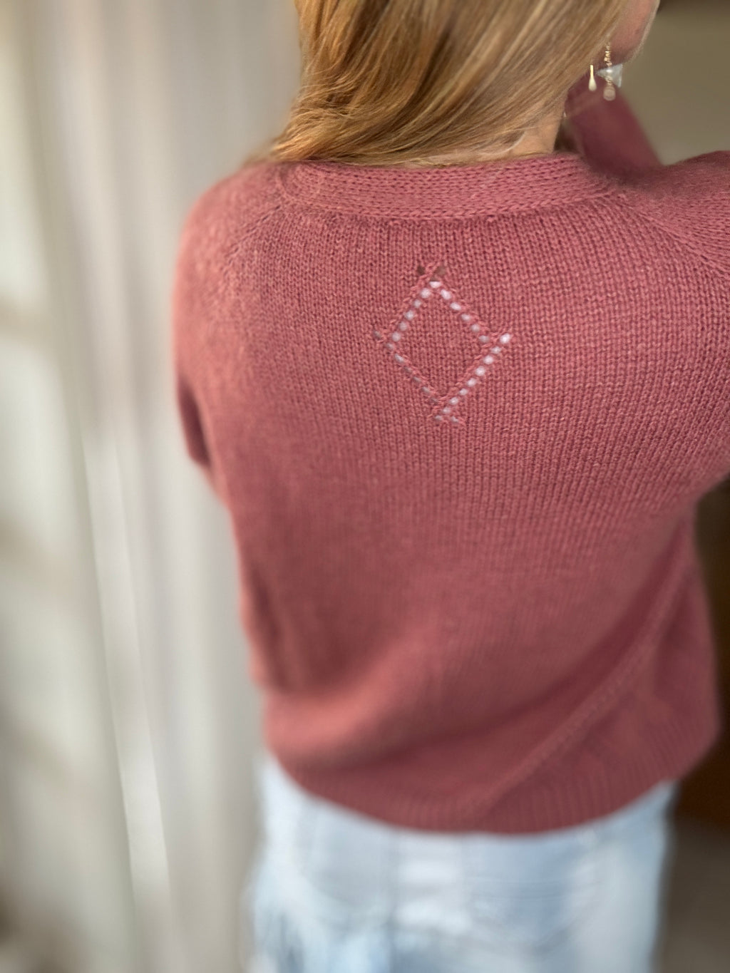 English - DiamondLine Cardigan Vneck