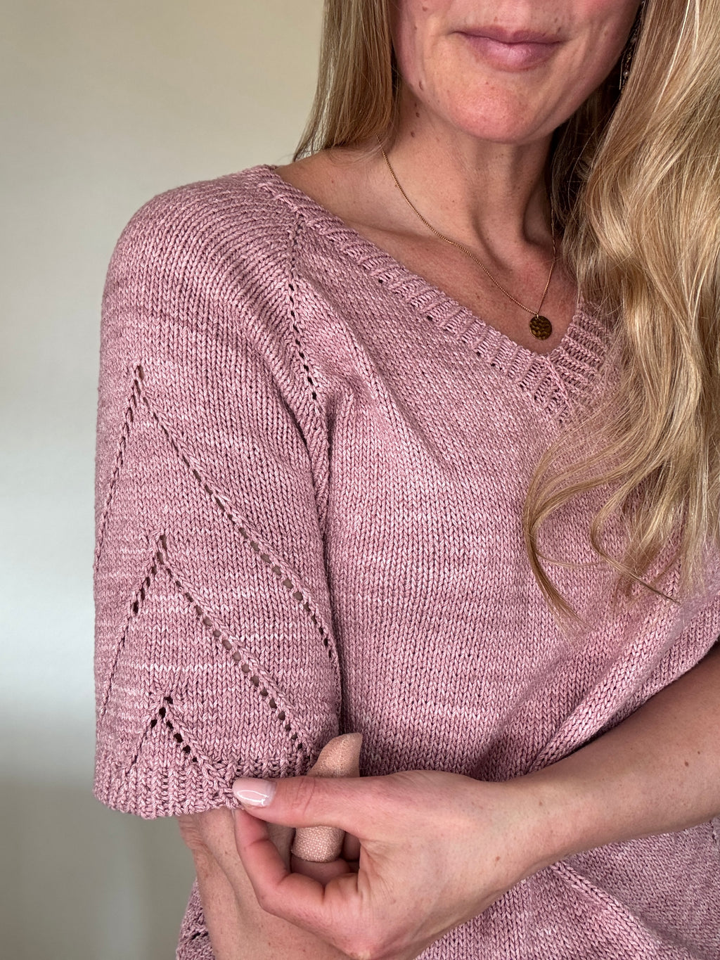 English - DiamondLine Tee VNeck