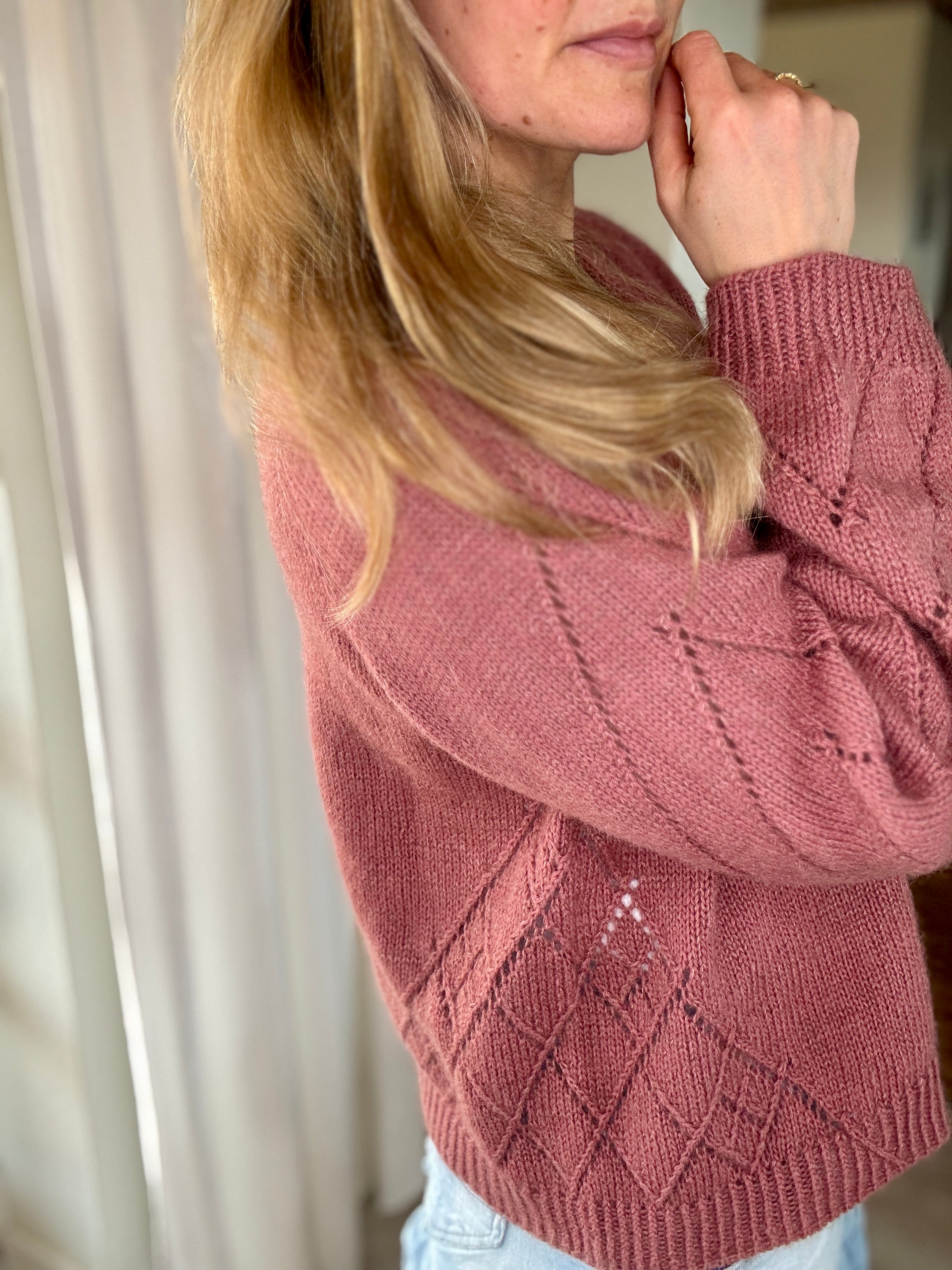 English - DiamondLine Cardigan Vneck