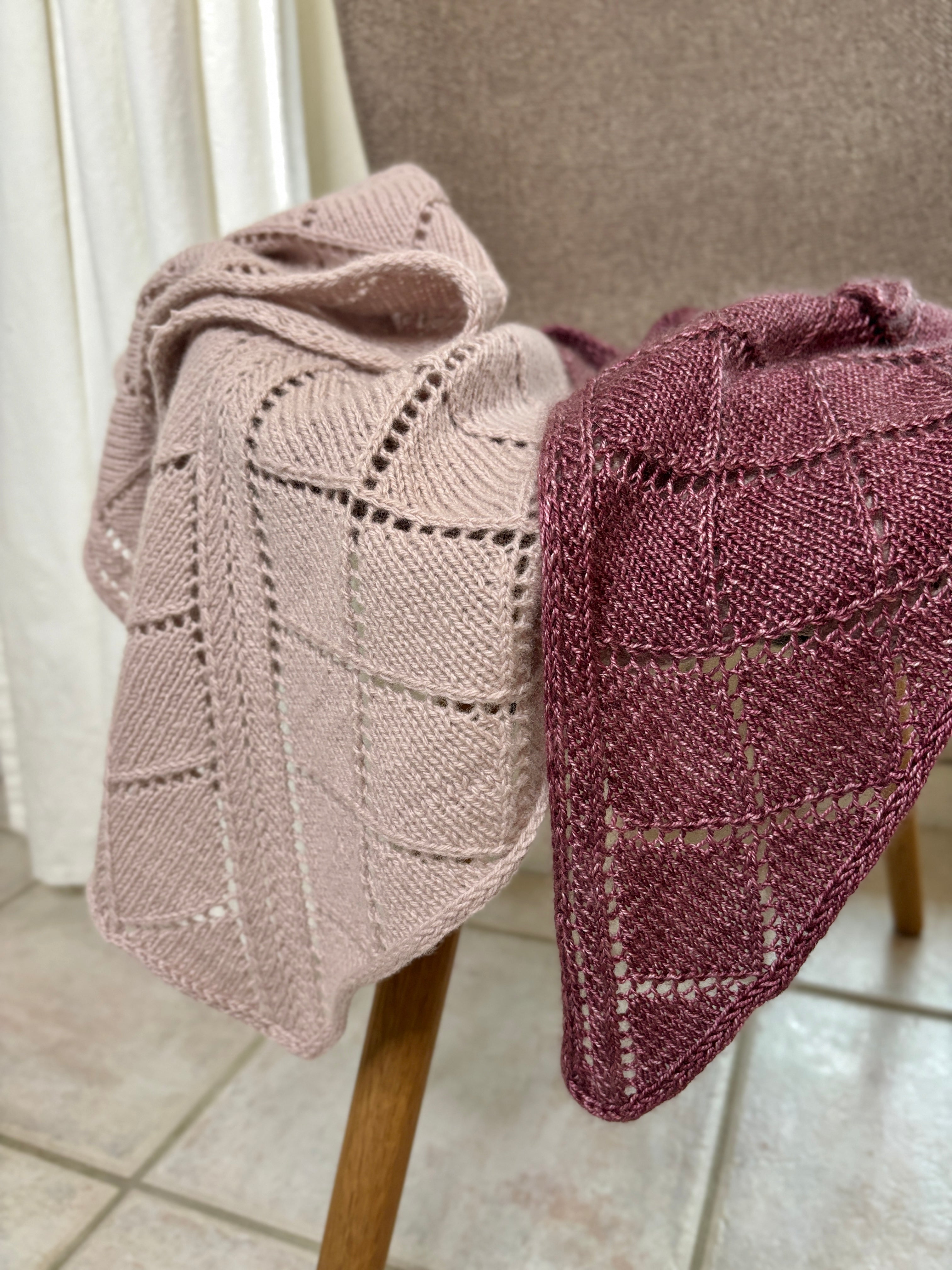 Danish - DiamondLine Scarf